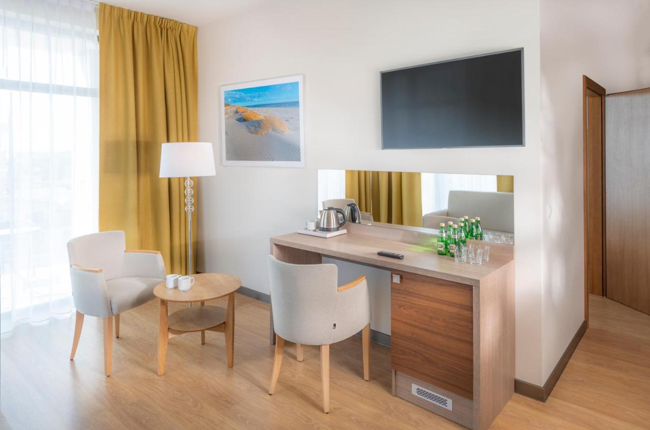 Olymp IV Hotel Kolobrzeg Ngoại thất bức ảnh