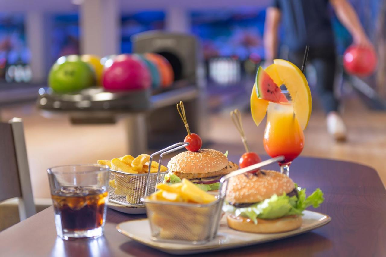 Olymp IV Hotel Kolobrzeg Ngoại thất bức ảnh